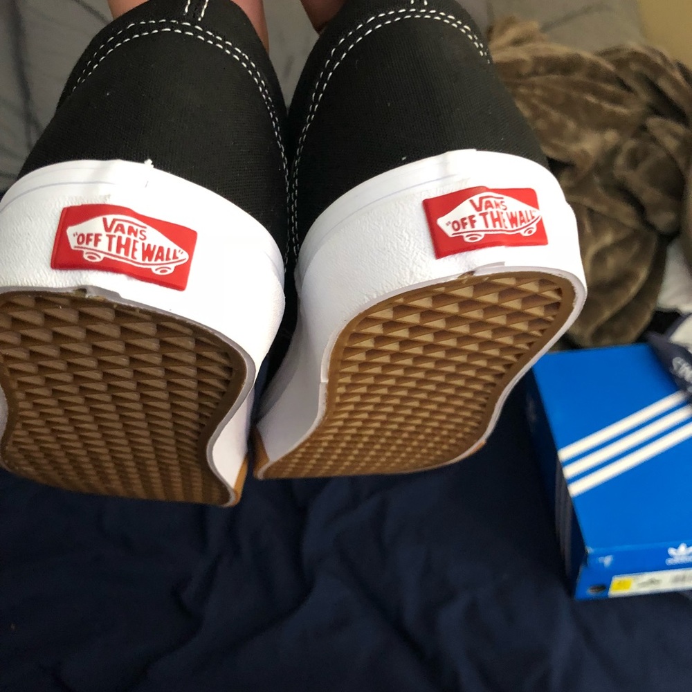 Old school Vans (Gum bumper) - Picture 5 of 8